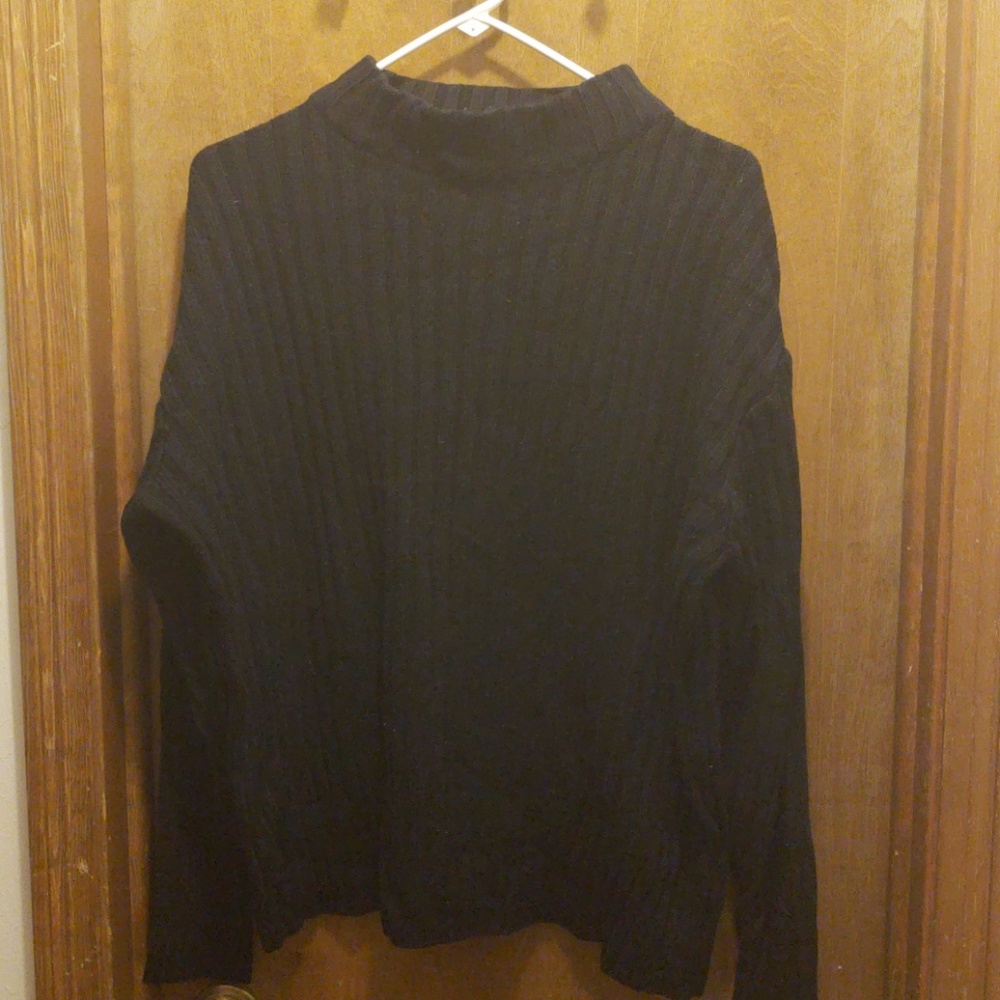 NorthPeak women's black turtleneck